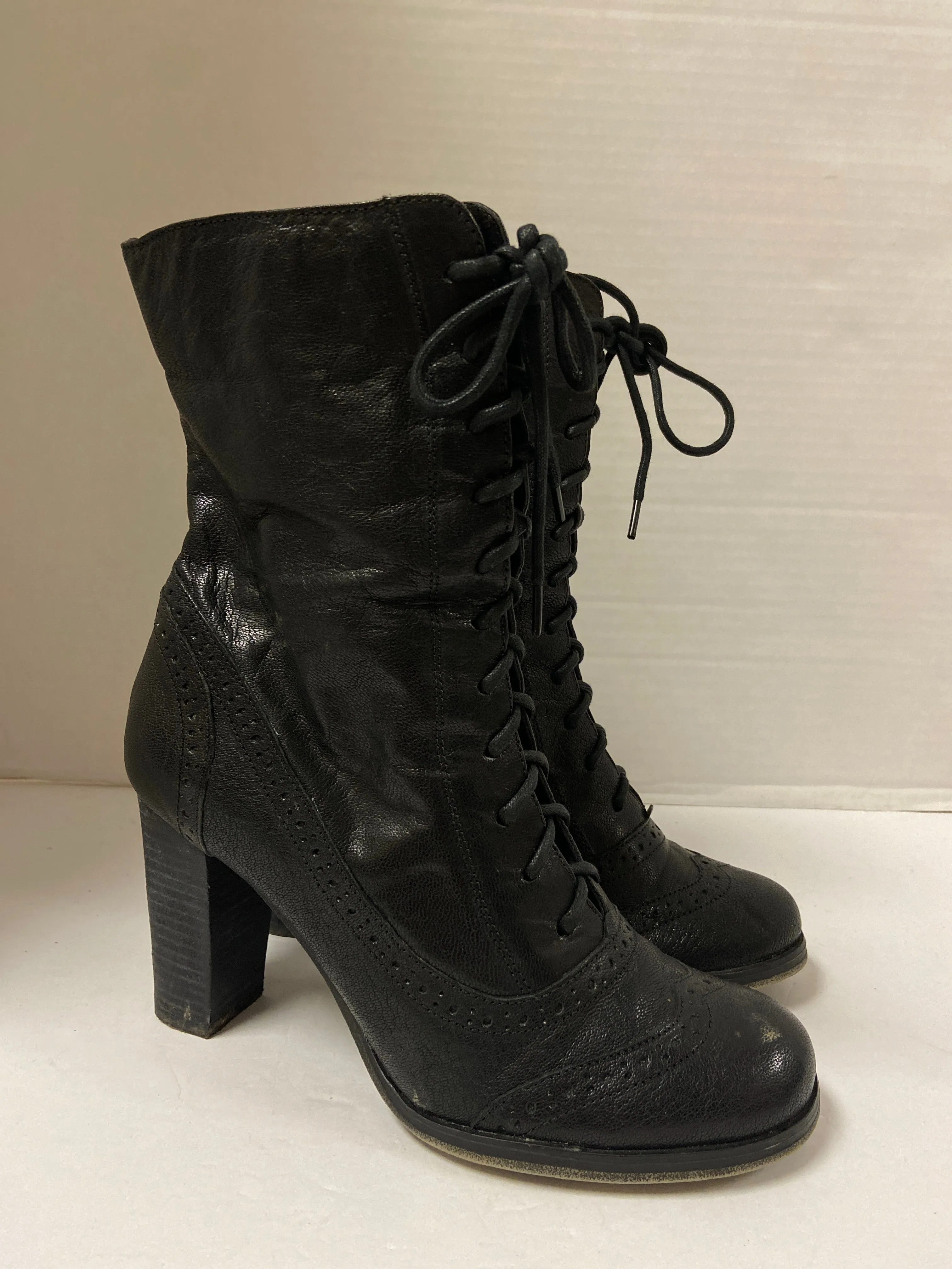 Boots Ankle Heels By Aldo  Size: 9