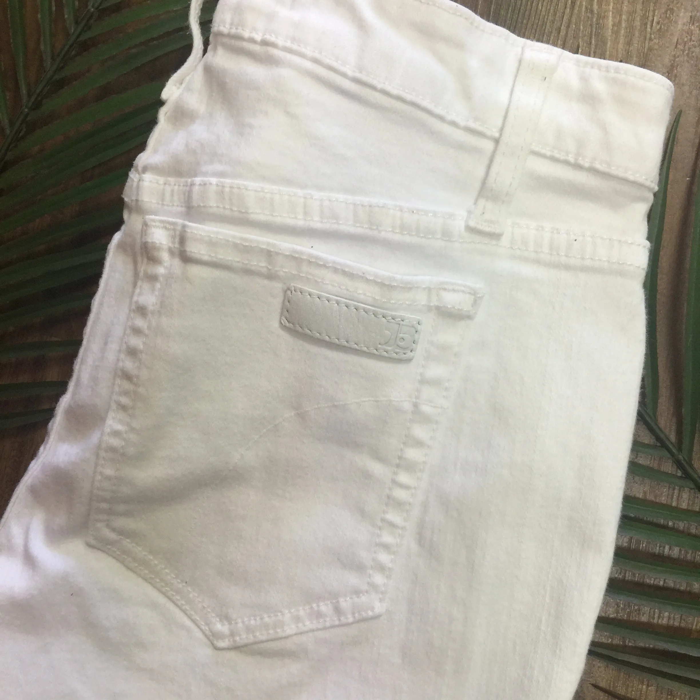 Joes Jeans Capris SZ 28