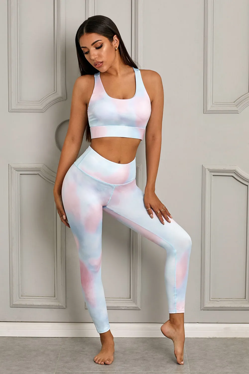 Set aus bedrucktem Sport-BH und Leggings